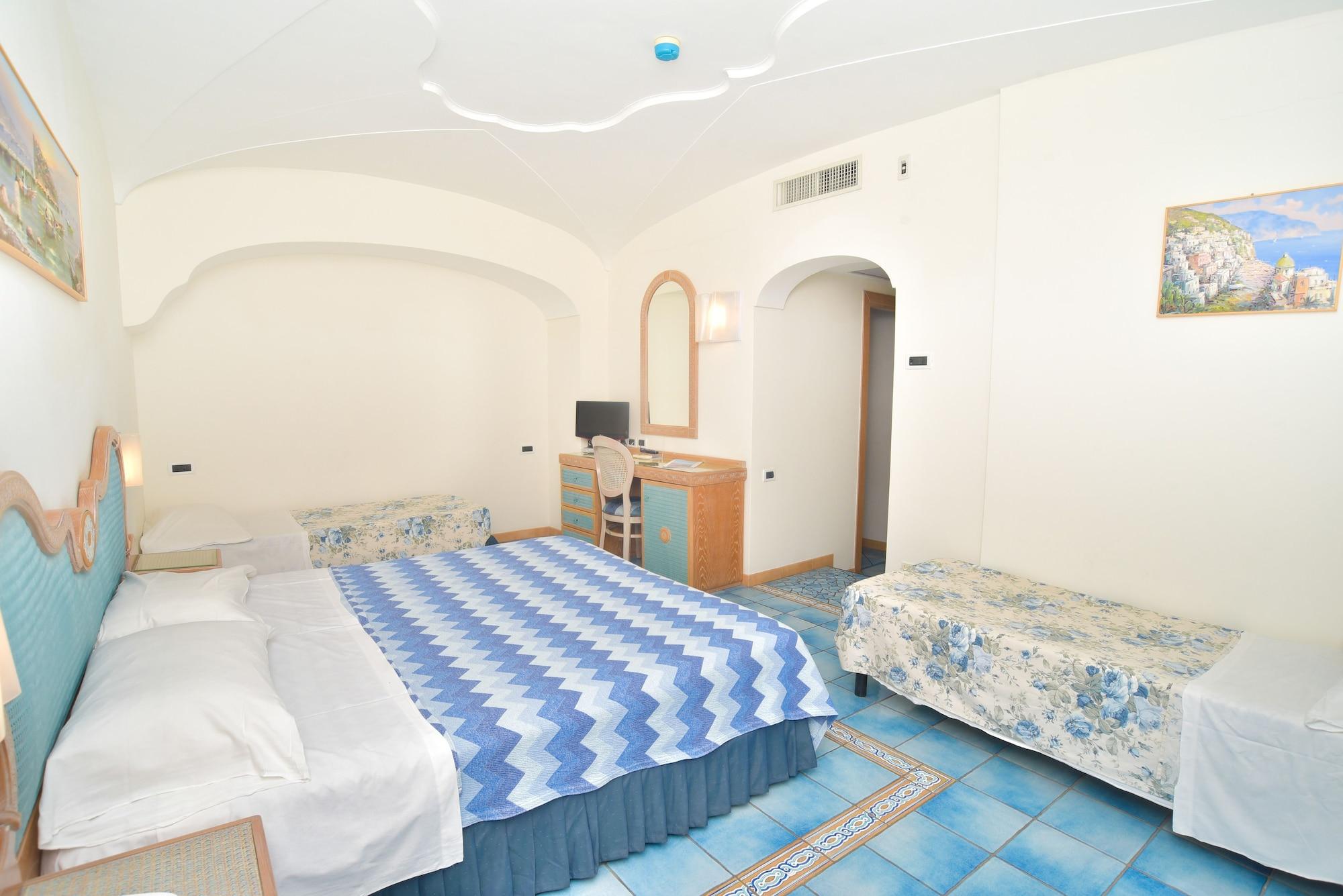 Albergo Italia - Beach Hotel Casamicciola Terme Екстер'єр фото