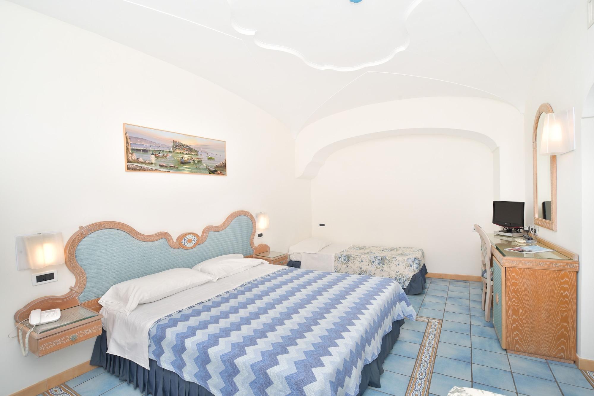 Albergo Italia - Beach Hotel Casamicciola Terme Екстер'єр фото