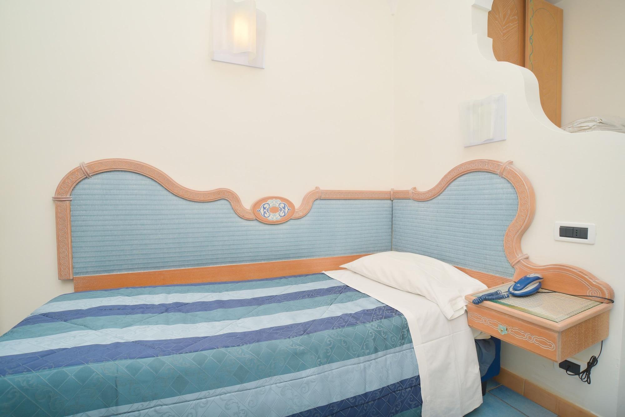 Albergo Italia - Beach Hotel Casamicciola Terme Екстер'єр фото