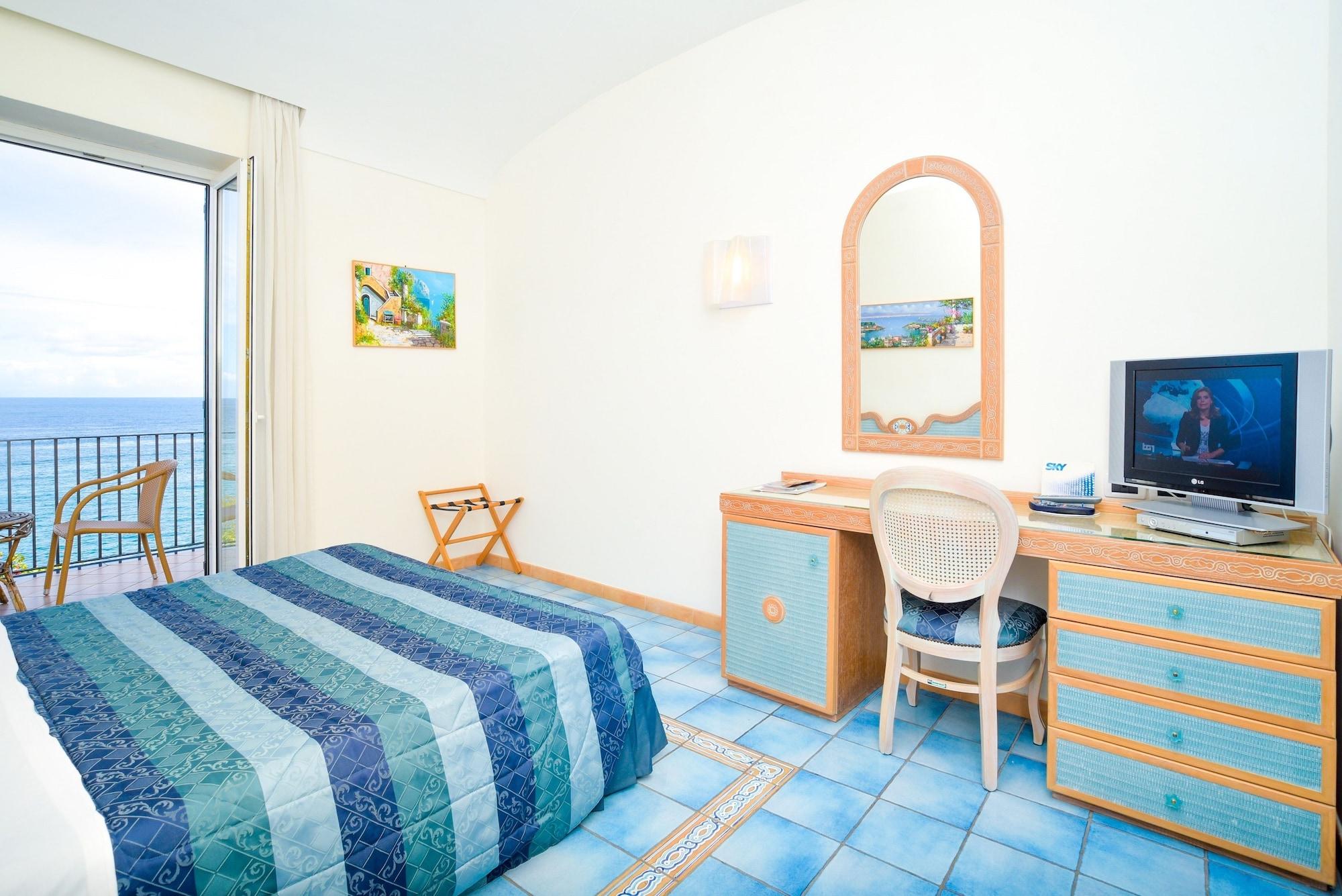 Albergo Italia - Beach Hotel Casamicciola Terme Екстер'єр фото