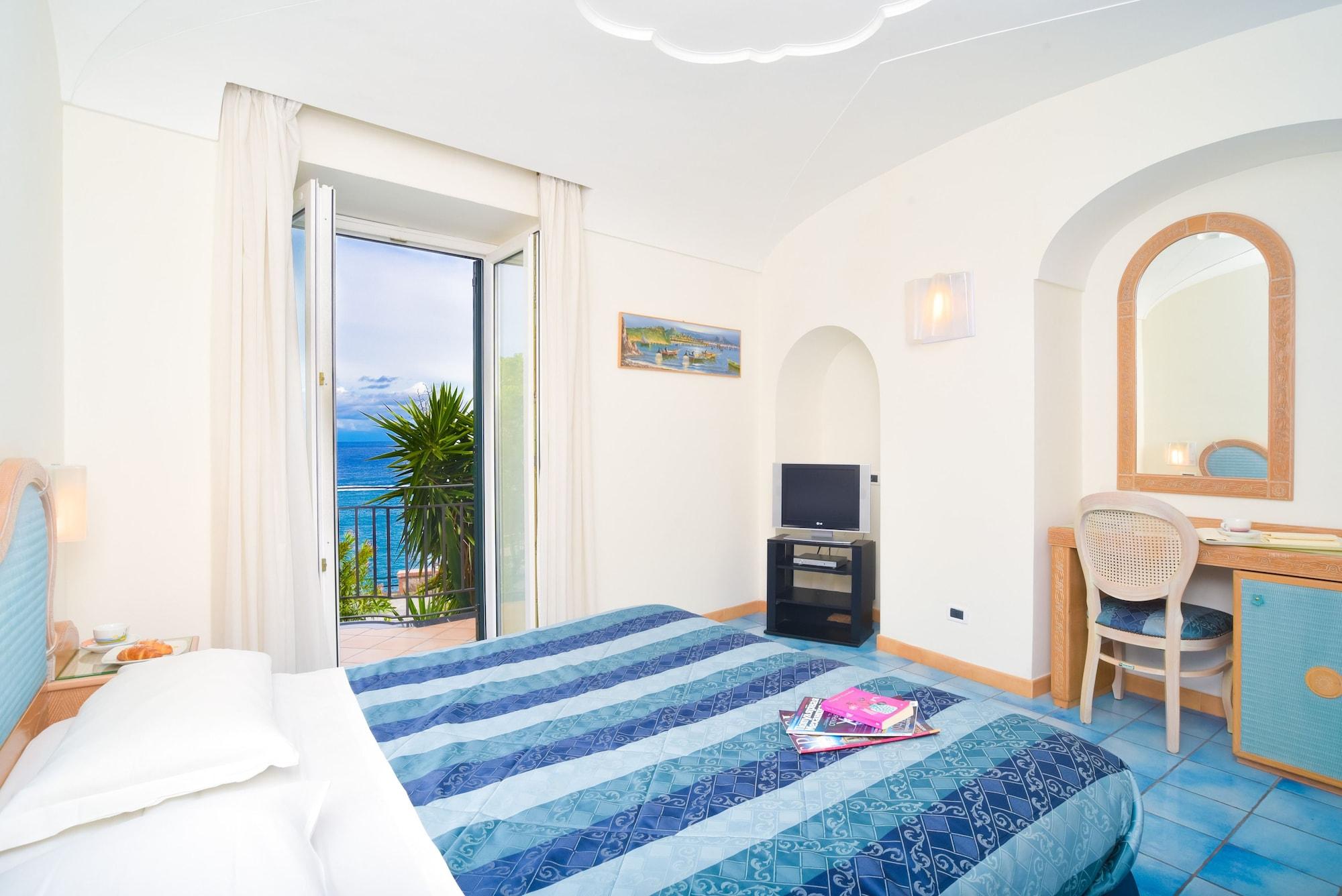 Albergo Italia - Beach Hotel Casamicciola Terme Екстер'єр фото