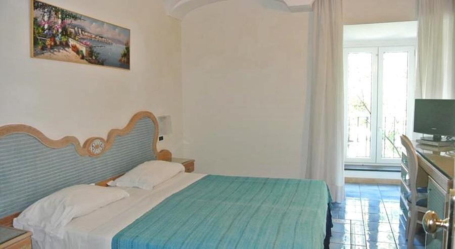 Albergo Italia - Beach Hotel Casamicciola Terme Екстер'єр фото