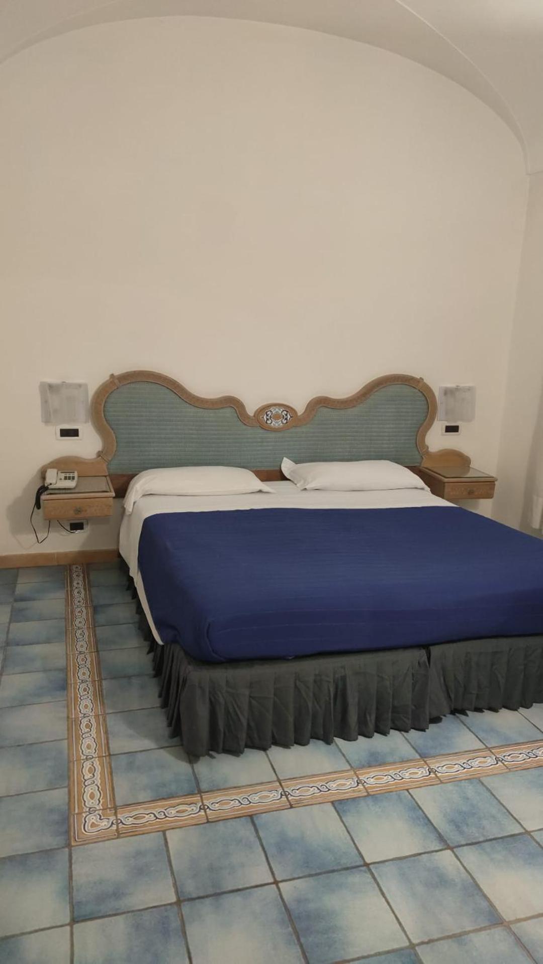 Albergo Italia - Beach Hotel Casamicciola Terme Екстер'єр фото