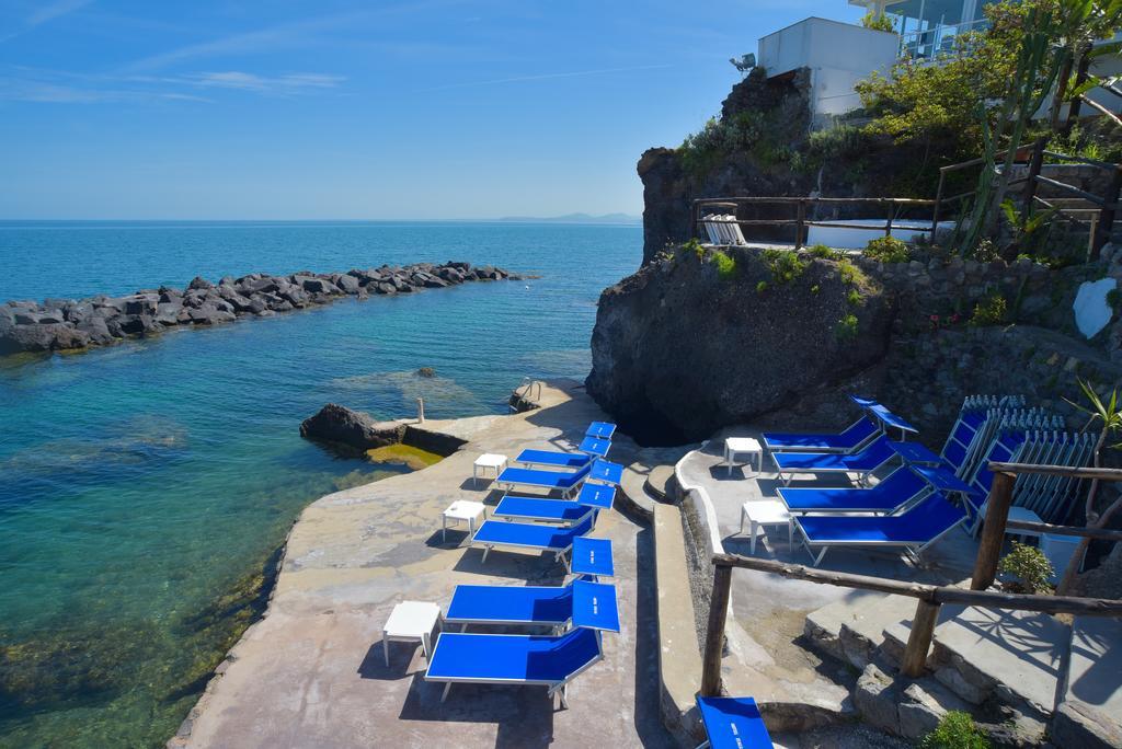 Albergo Italia - Beach Hotel Casamicciola Terme Екстер'єр фото