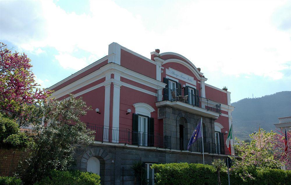Albergo Italia - Beach Hotel Casamicciola Terme Екстер'єр фото